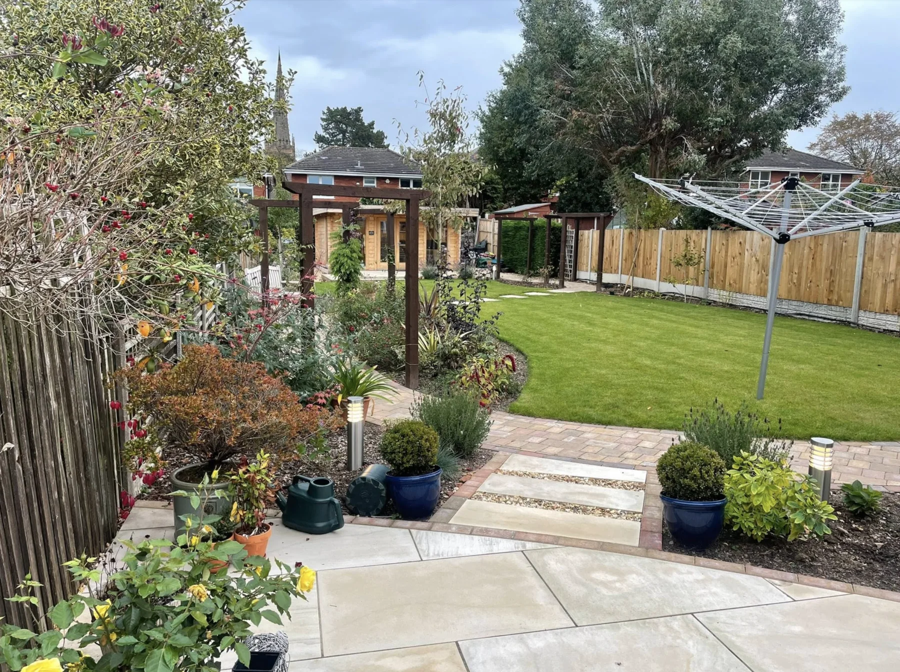 Finished garden with lawn, paths and planting